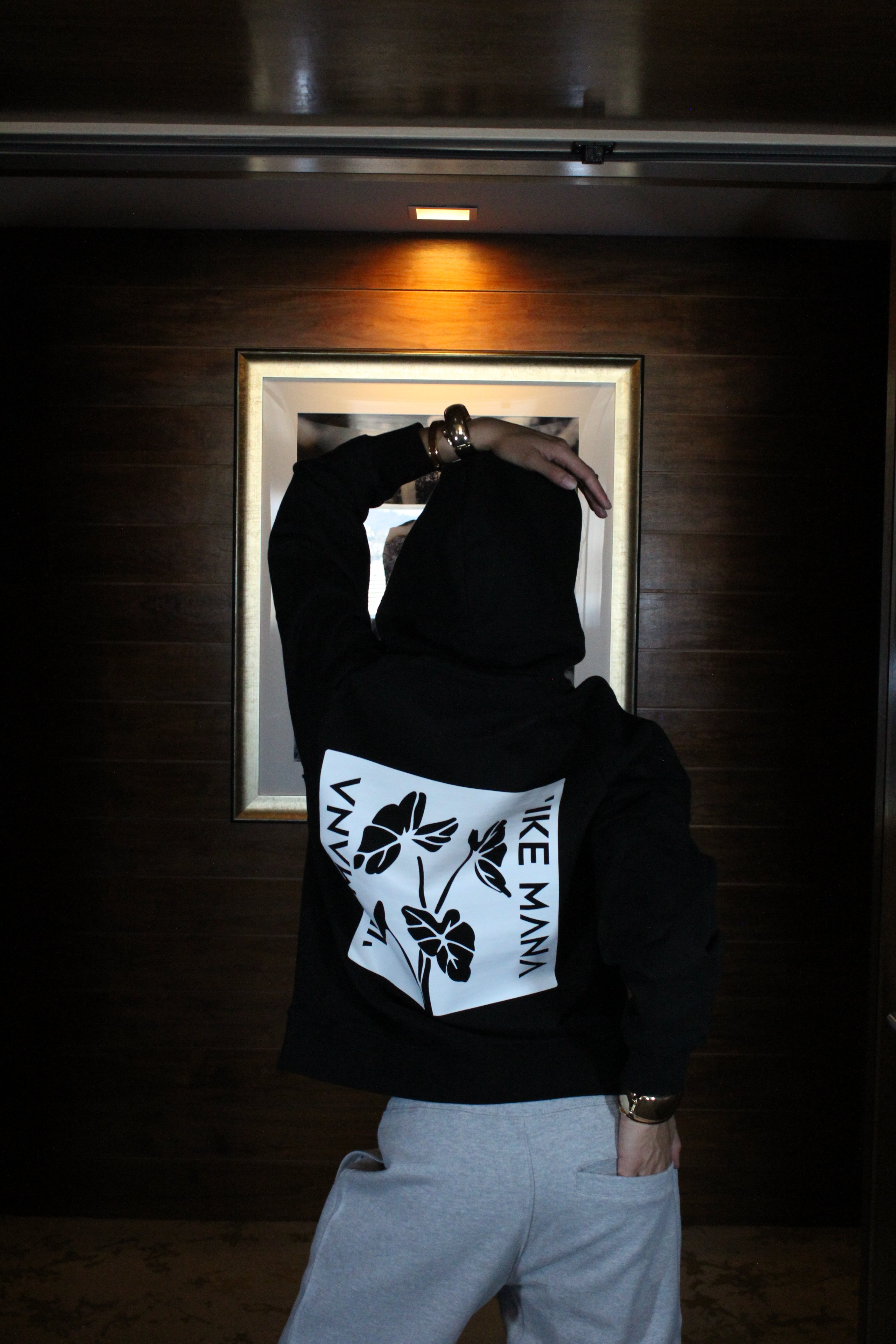 Ekolu Hoodie | Onyx – Ike Mana