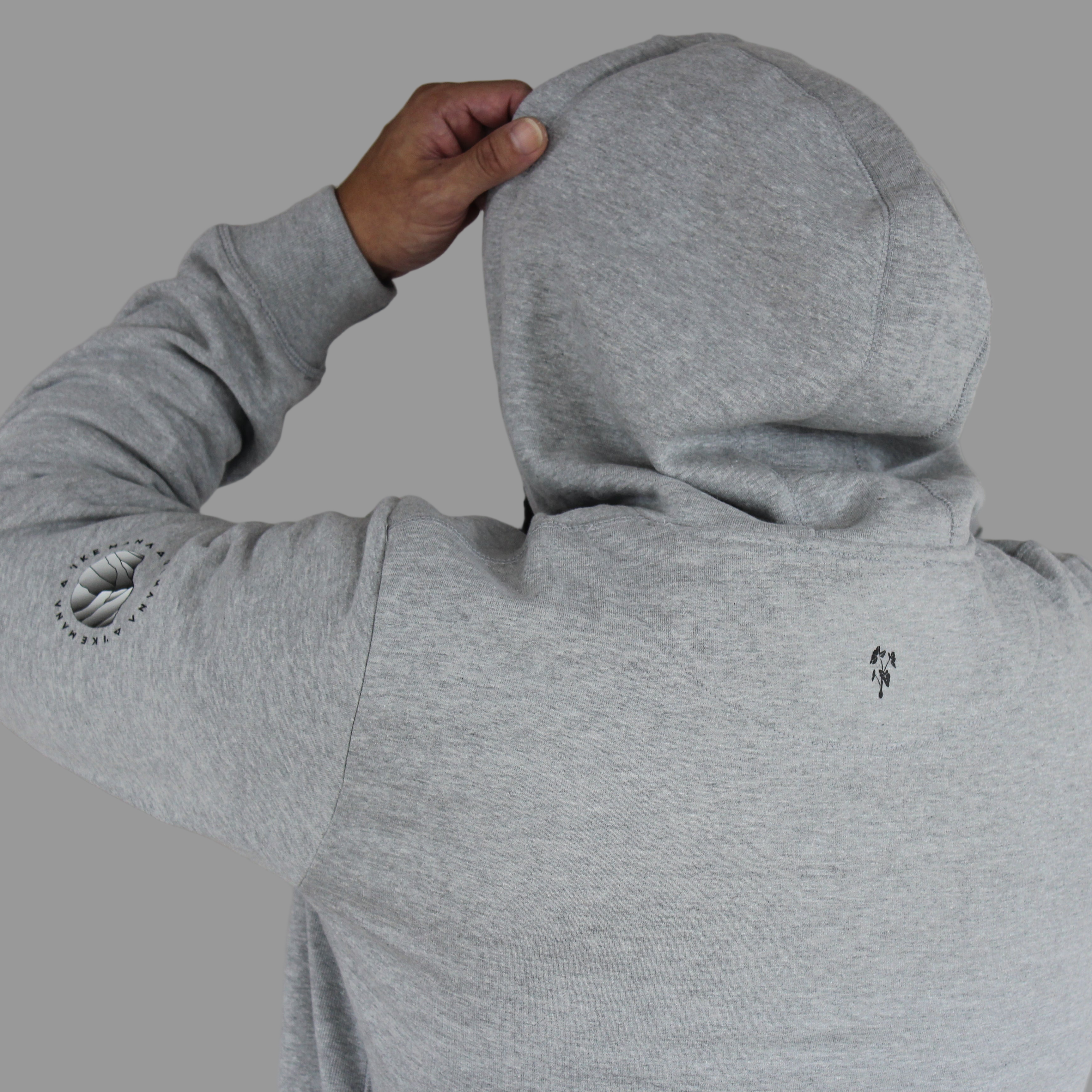 Grey Signature Hoodie – Ike Mana